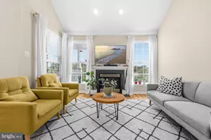 43134 Watercrest Square, Chantilly, VA 20152 - Photo 4
