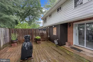 129 N Duke Dr, Sterling, VA 20164 - Photo 26