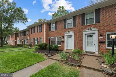 129 N Duke Drive, Sterling, VA 20164 - Photo 2