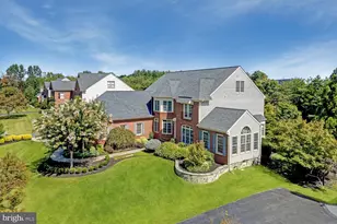 22248 Val Varaita Dr, Ashburn, VA 20148 - Photo 2