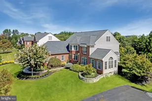 22248 Val Varaita Dr, Ashburn, VA 20148 - Photo 2