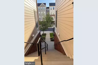 25214 Split Creek Terrace, Chantilly, VA 20152 - Photo 4