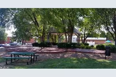 125 SW Clubhouse Drive SW #10, Leesburg, VA 20175 - Photo 10