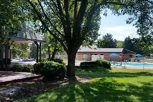 125 SW Clubhouse Dr SW, Leesburg, VA 20175 - Photo 12