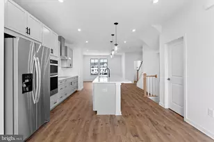 19677 Sepia Sq, Ashburn, VA 20147 - Photo 2