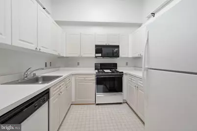 44116 Natalie Terrace #301, Ashburn, VA 20147 - Photo 10