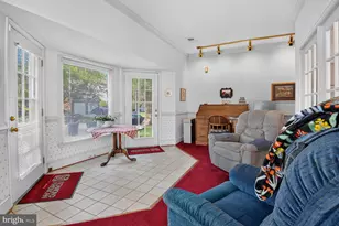 1206 Featherstone Ln NE, Leesburg, VA 20176 - Photo 2