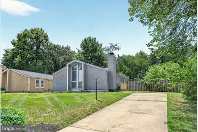160 Magnolia Road, Sterling, VA 20164 - Photo 1