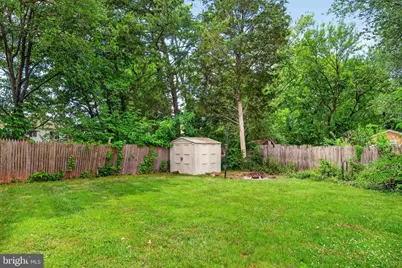 160 Magnolia Road, Sterling, VA 20164 - Photo 22