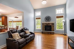 43100 Addlestone Pl, Ashburn, VA 20148 - Photo 8