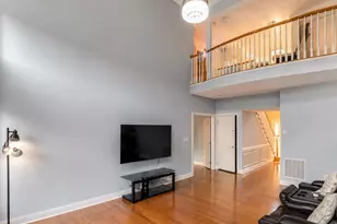43100 Addlestone Pl, Ashburn, VA 20148 - Photo 10