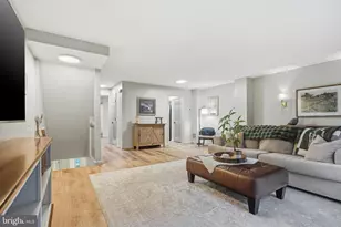 345 Barnfield Square NE, Leesburg, VA 20176 - Photo 14