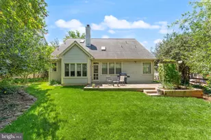 21004 Fowlers Mill Cir, Ashburn, VA 20147 - Photo 12