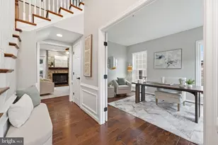 43909 Churchill Glen Dr, Chantilly, VA 20152 - Photo 8