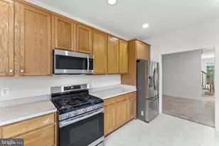25806 Turlough Terrace, Chantilly, VA 20152 - Photo 32