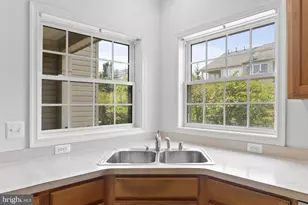 25806 Turlough Terrace, Chantilly, VA 20152 - Photo 34