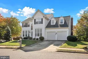 601 Newington Pl NE, Leesburg, VA 20176 - Photo 2