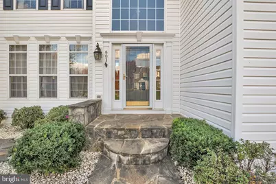 601 Newington Place NE, Leesburg, VA 20176 - Photo 4