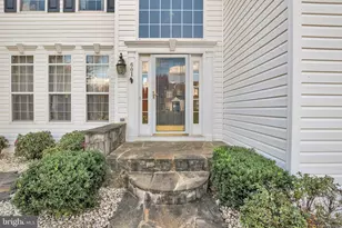 601 Newington Pl NE, Leesburg, VA 20176 - Photo 4