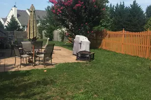 603 Bluff Ct NE, Leesburg, VA 20176 - Photo 2