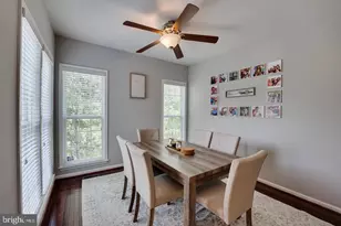 41853 Cinnabar Square, Aldie, VA 20105 - Photo 18