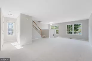 217 Frazer Dr, Purcellville, VA 20132 - Photo 8