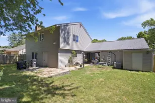 109 Harvest Ln, Sterling, VA 20164 - Photo 4