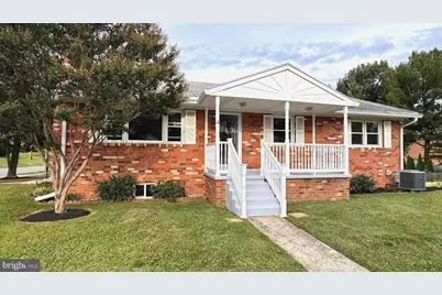 204 Ayr Street NW, Leesburg, VA 20176 - Photo 1