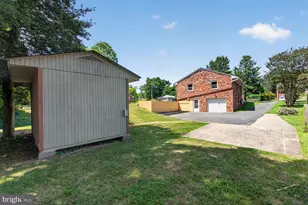 204 Ayr St NW, Leesburg, VA 20176 - Photo 28