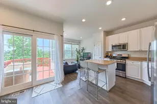 21095 Mossy Glen Terrace, Ashburn, VA 20147 - Photo 2