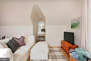 20084 Woodtrail Rd, Round Hill, VA 20141 - Photo 8