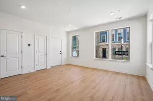 19704 Misty Moss Sq, Ashburn, VA 20147 - Photo 4