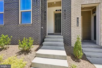 19704 Misty Moss Sq, Ashburn, VA 20147 - Photo 2