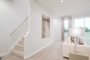 42217 Picasso Sq, Ashburn, VA 20148 - Photo 10
