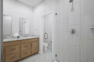 42217 Picasso Sq, Ashburn, VA 20148 - Photo 16