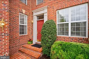18402 Lanier Island Square, Leesburg, VA 20176 - Photo 6