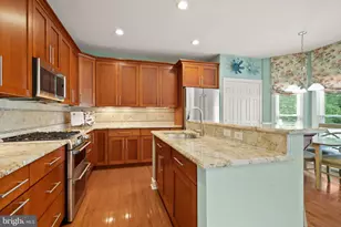 18402 Lanier Island Square, Leesburg, VA 20176 - Photo 14