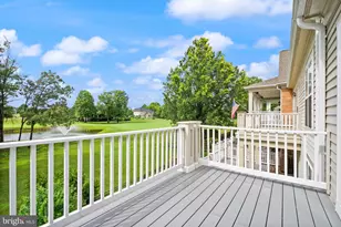 18402 Lanier Island Square, Leesburg, VA 20176 - Photo 32