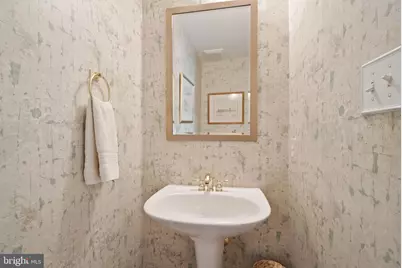 18402 Lanier Island Square, Leesburg, VA 20176 - Photo 24