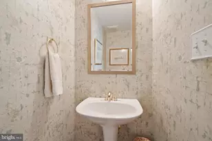 18402 Lanier Island Square, Leesburg, VA 20176 - Photo 24