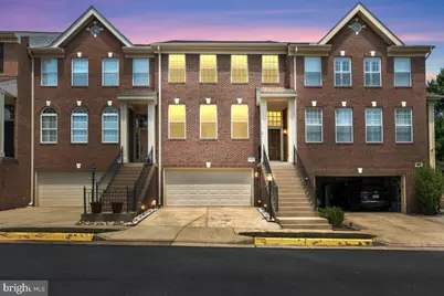 47698 Loweland Terrace, Sterling, VA 20165 - Photo 2