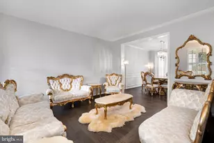 20915 Chippoaks Forest Cir, Sterling, VA 20165 - Photo 6