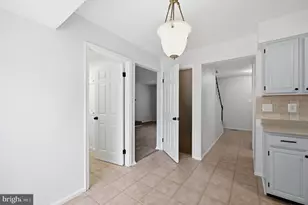 10609 Oxford Ct, Great Falls, VA 22066 - Photo 26