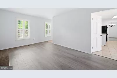 10609 Oxford Court, Great Falls, VA 22066 - Photo 6