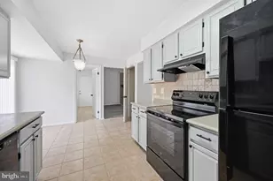 10609 Oxford Ct, Great Falls, VA 22066 - Photo 20