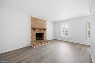 10609 Oxford Ct, Great Falls, VA 22066 - Photo 4