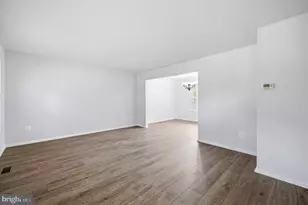 10609 Oxford Ct, Great Falls, VA 22066 - Photo 12