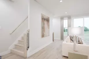 42219 Picasso Sq, Ashburn, VA 20148 - Photo 10