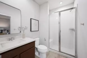 42201 Shining Star Sq, Ashburn, VA 20148 - Photo 22