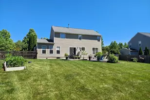 712 Sunflower Ct, Purcellville, VA 20132 - Photo 4